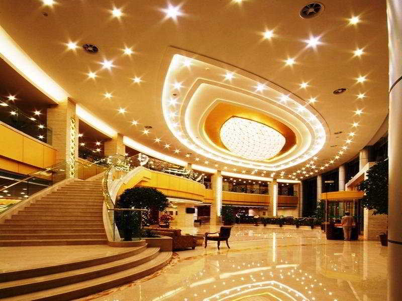 ジン ジャン パイン シティ ホテル 上海市 エクステリア 写真